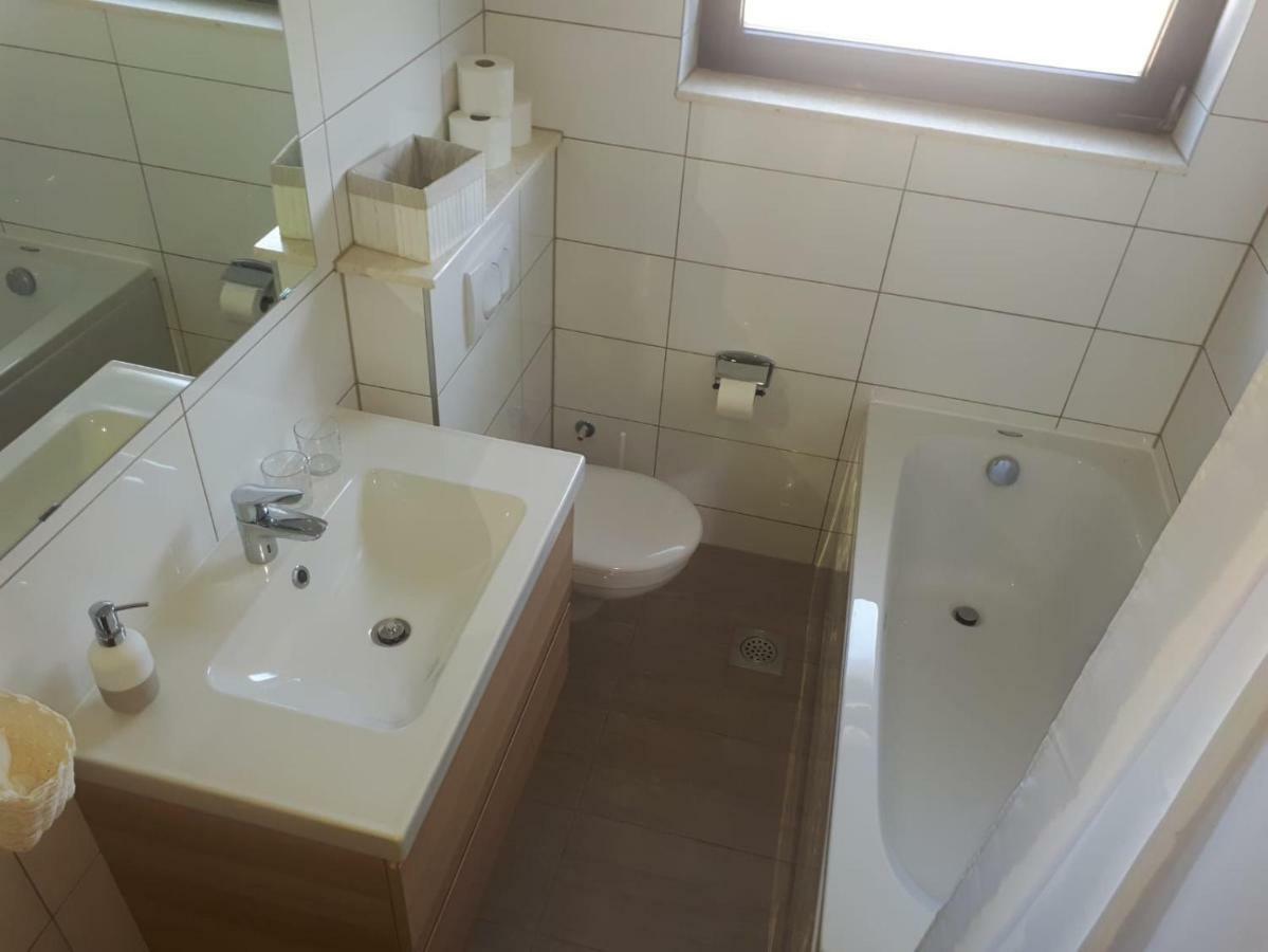 Marina Apartments Kastela Bagian luar foto